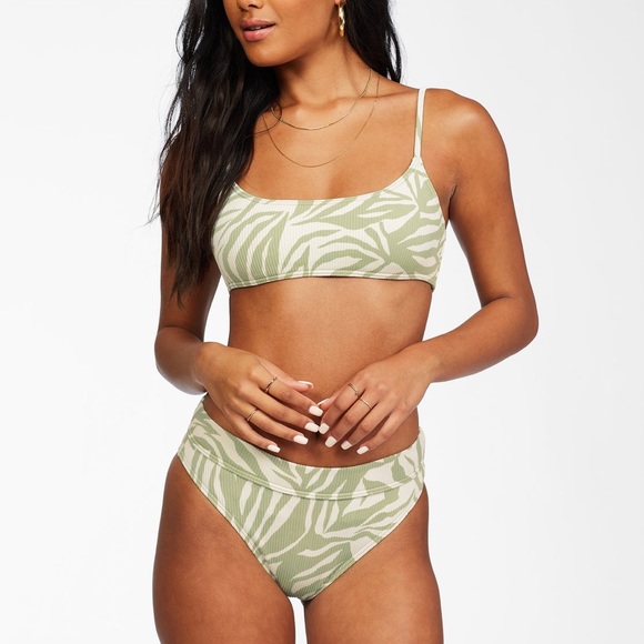 🔥🔥BILLABONG - JUNGLE DOWN SKINNY CROP MAUI SET🔥 - Picture 4 of 8